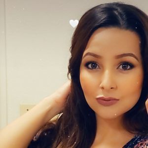 Meet your Posher, Ana